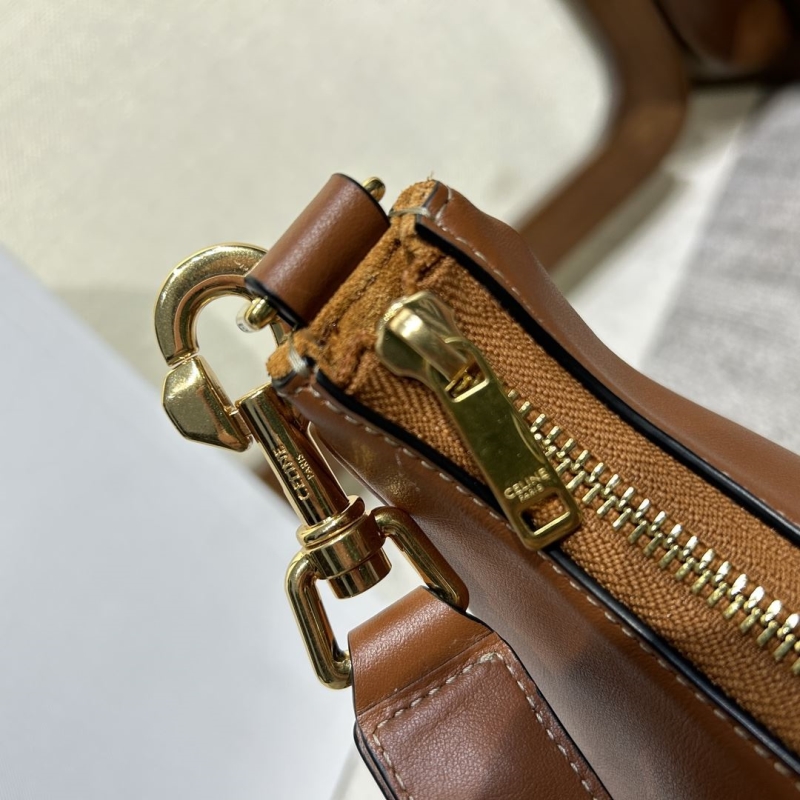Ce1i*e ava bags